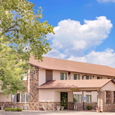Hotel Super 8 By Wyndham Chariton Extérieur photo