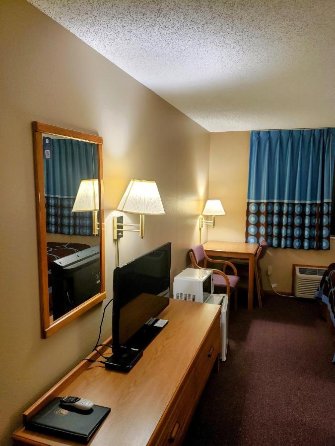 Hotel Super 8 By Wyndham Chariton Extérieur photo